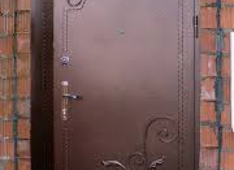 Кованая дверь с угловыми рисунками - Изделие 19